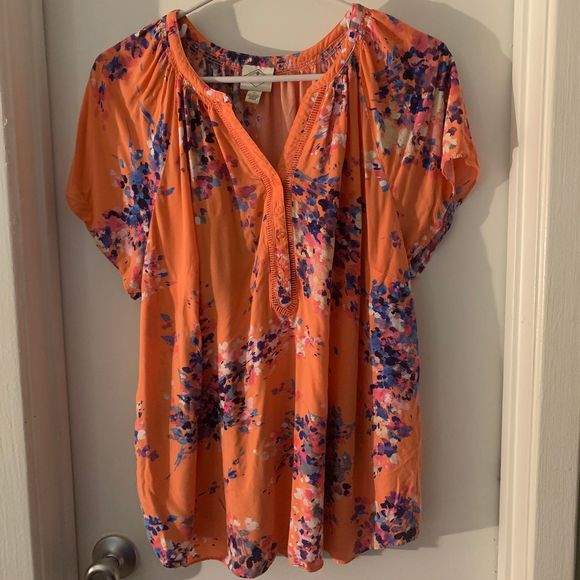 St. John's Bay Coral Flower Top - Picture 2 of 7